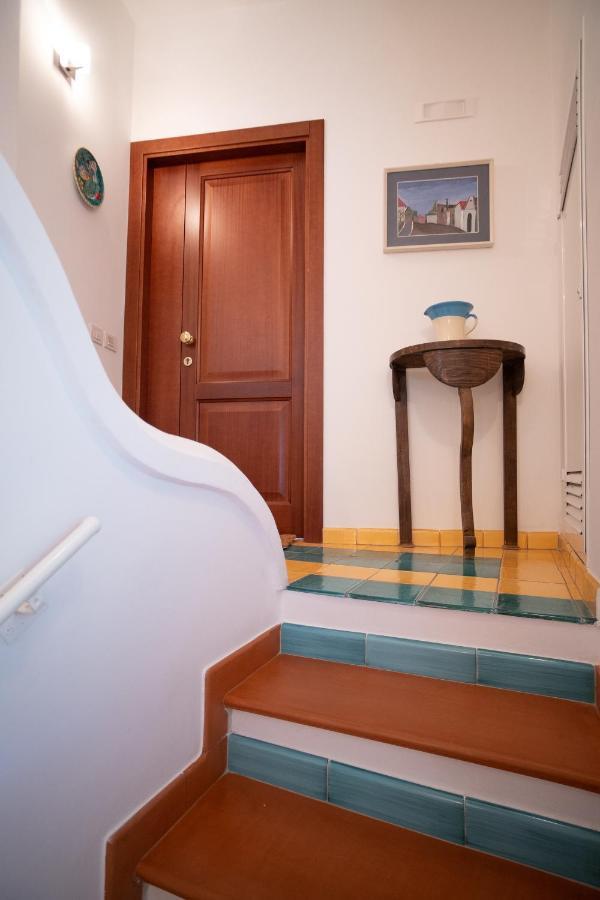 Casa Bianca: Delightful Apartment In ราเวลโล ภายนอก รูปภาพ
